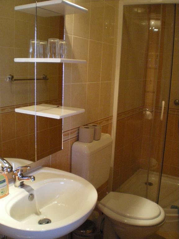 Mediterran-Apartmanok-Harkany Ngoại thất bức ảnh